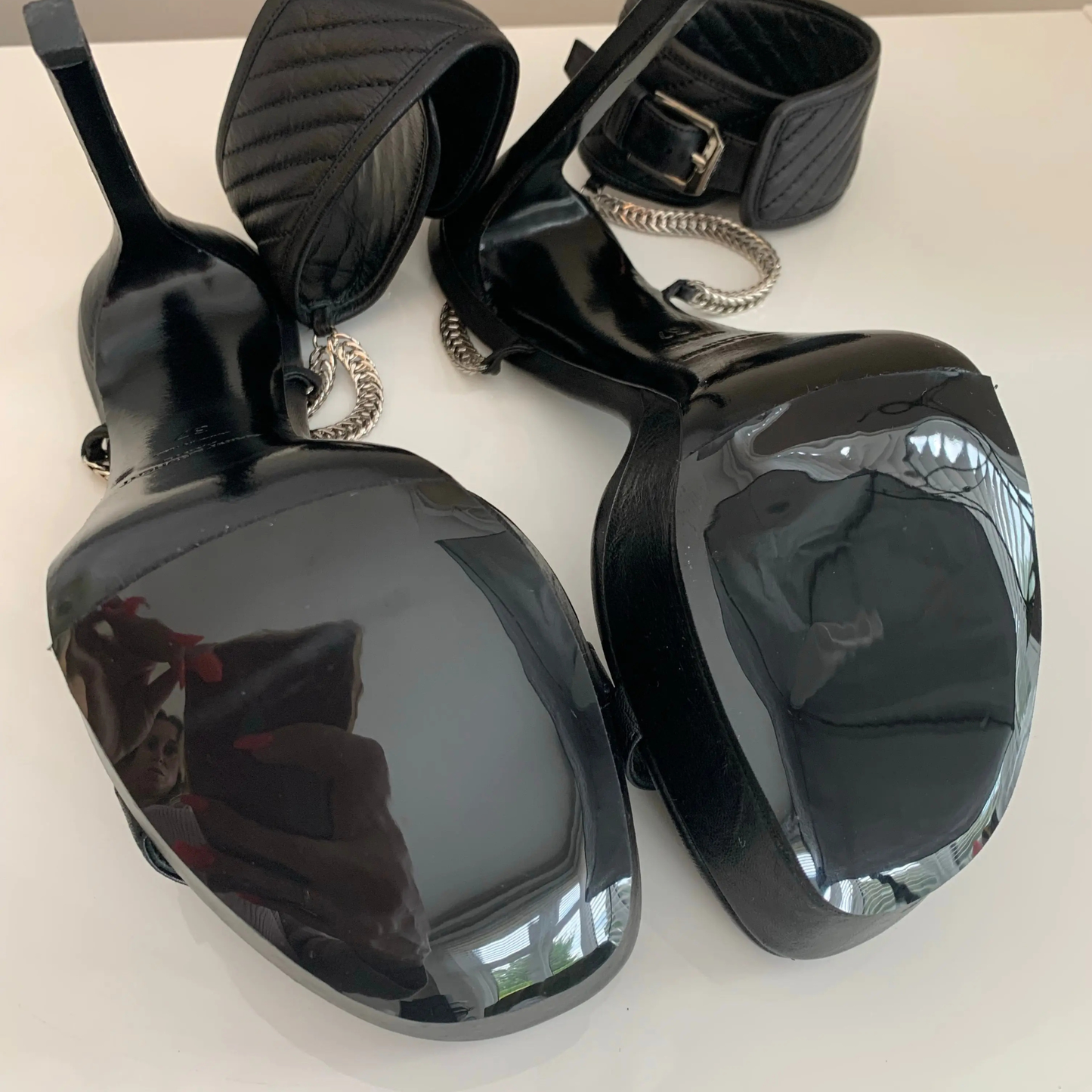 Servicio de Reparación: Media Planta de Goma Brillante Casali para Zapatos - Mirror Glossy Half Sole