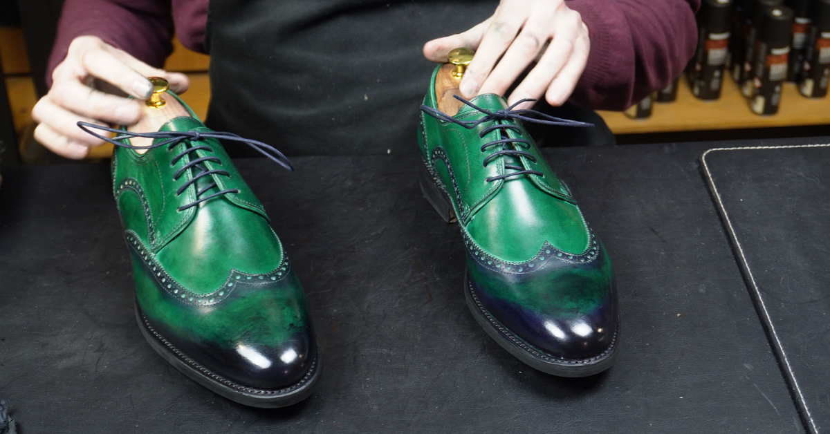 Cargar video: Zapatos con pátina artesanal Taller Sartorial
